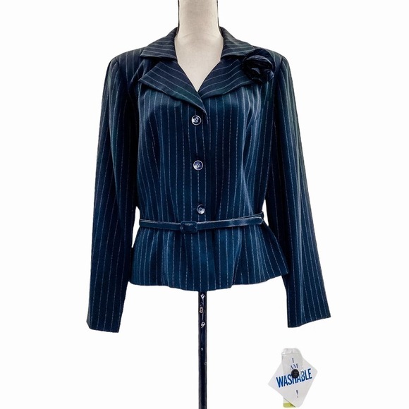 JULIAN Taylor Black White Pinstripe Jacket Size 14 - Picture 1 of 15